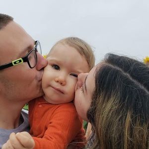 Meet your Posher, Dakota